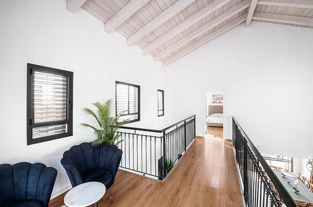 130563 פנים הוילה, וילה גולדיס, וילה  בעין יעקב וילות - Vila