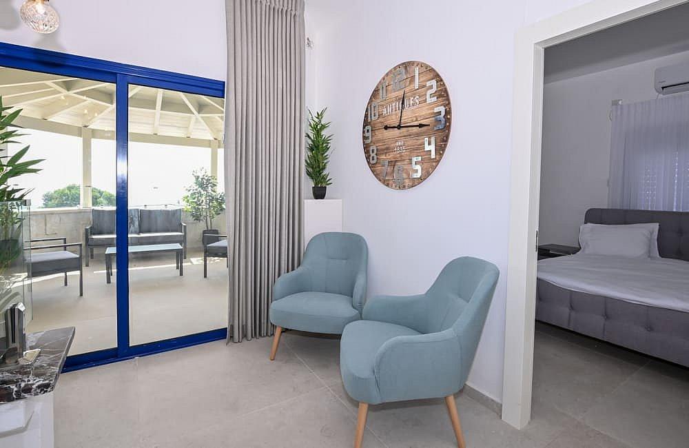 130734 מתחם פנימי, אחוזת סנטוריני, וילה  בעין יעקב וילות - Vila