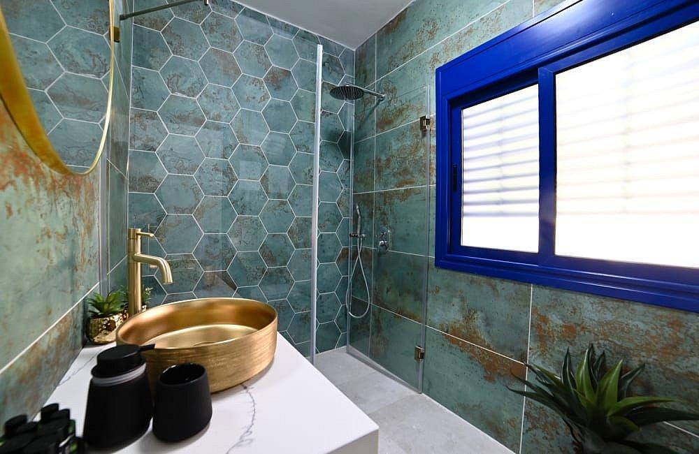 130738 מתחם פנימי, אחוזת סנטוריני, וילה  בעין יעקב וילות - Vila