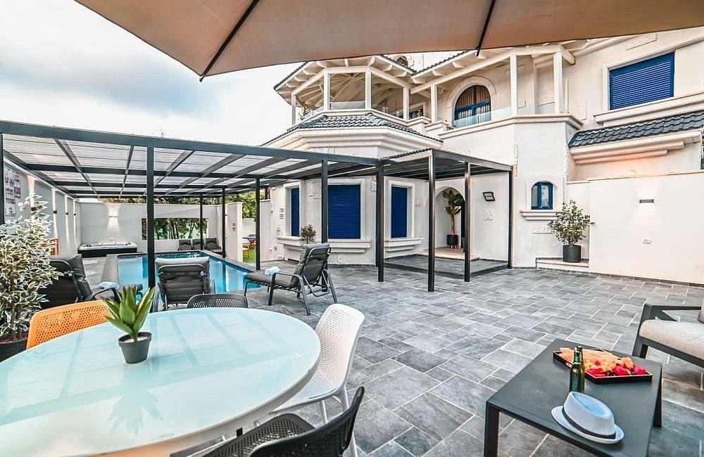 131329 כללי, אחוזת סנטוריני, וילה  בעין יעקב וילות - Vila