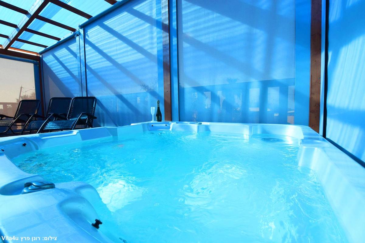 132584 מתחם חיצוני, וילה גולד בוטיק, וילה  בעבדון וילות - Vila