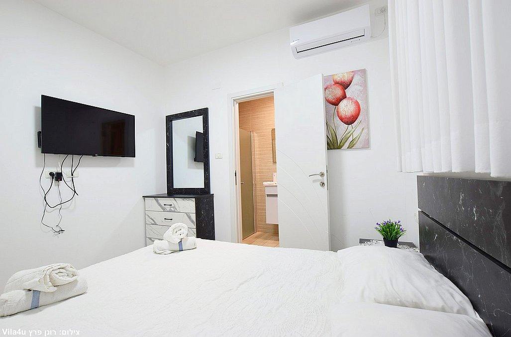 132748 מתחם פנימי, וילה גולד בוטיק, וילה  בעבדון וילות - Vila