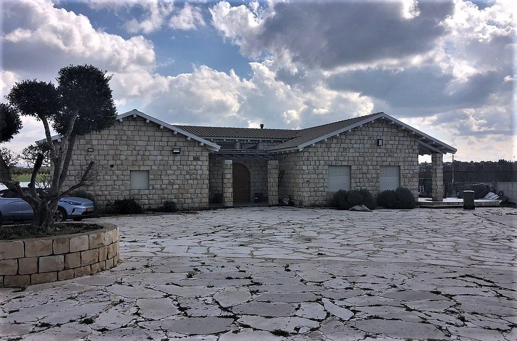 135838 המתחם החיצוני, קאסה לינדה, וילה  בעוזה וילות - Vila