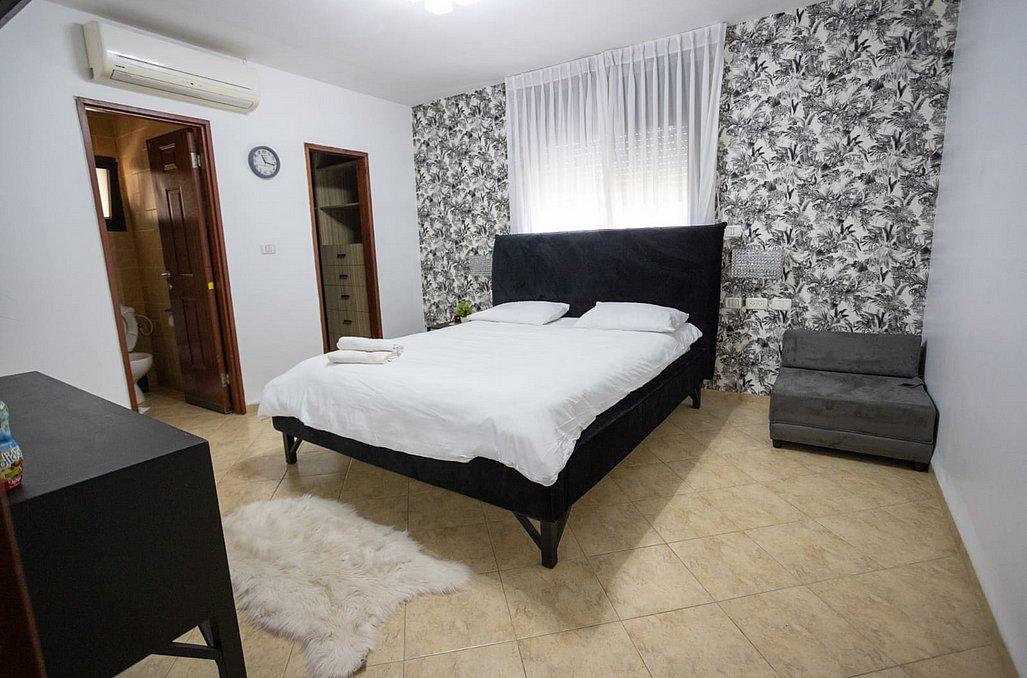 136956 גלריה כללית, לאקי וילה, וילה  בכפר חנניה וילות - Vila