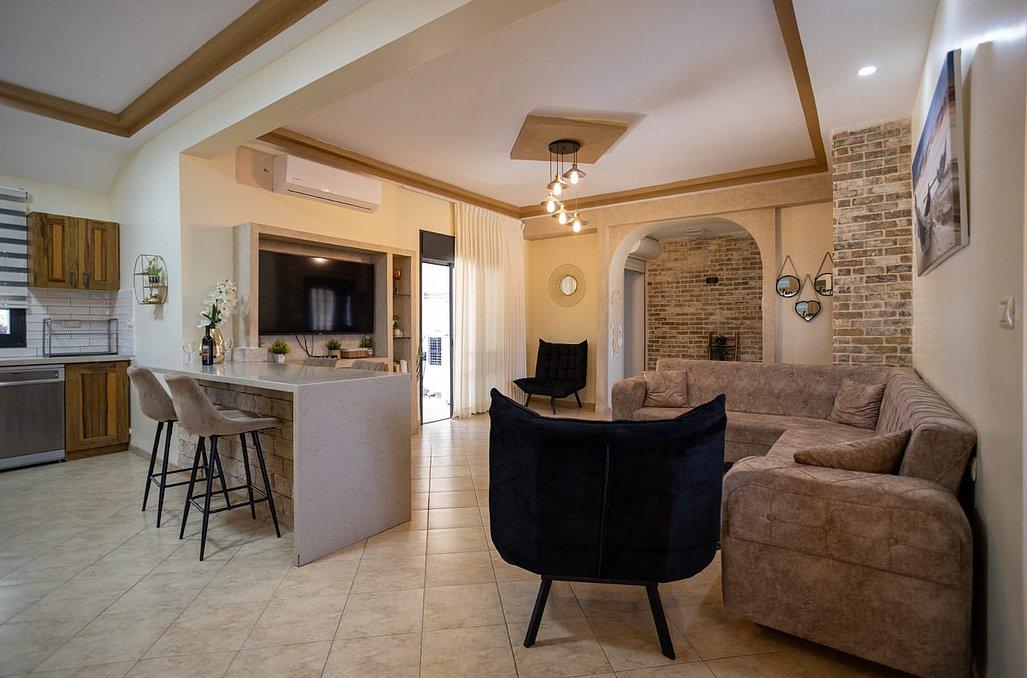 137013 גלריית פנים, לאקי וילה, וילה  בכפר חנניה וילות - Vila