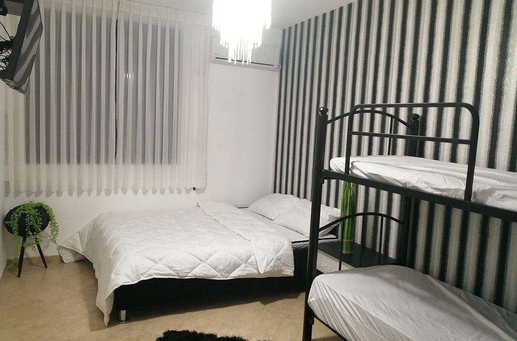 137014 גלריית פנים, לאקי וילה, וילה  בכפר חנניה וילות - Vila