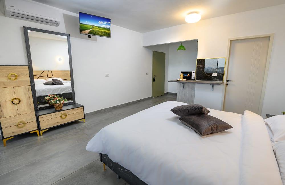 139177 חדרי השינה, ארמון מוראד דרוזי, וילה  בעין אל אסד וילות - Vila