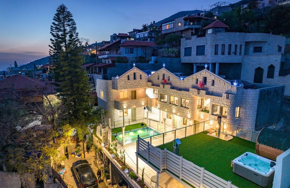 139200 המתחם בשעות הערב, ארמון מוראד דרוזי, וילה  בעין אל אסד וילות - Vila