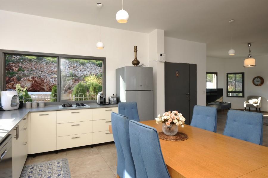 140457 פנים הוילה והחדרים, וילה נוף מולדת, וילה  בראש פינה וילות - Vila