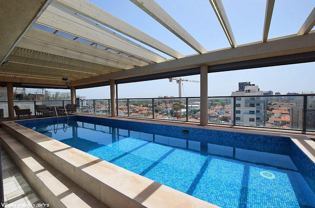 141079 המתחם החיצוני, פנטהאוז רוגע על הים, וילה  בחדרה וילות - Vila