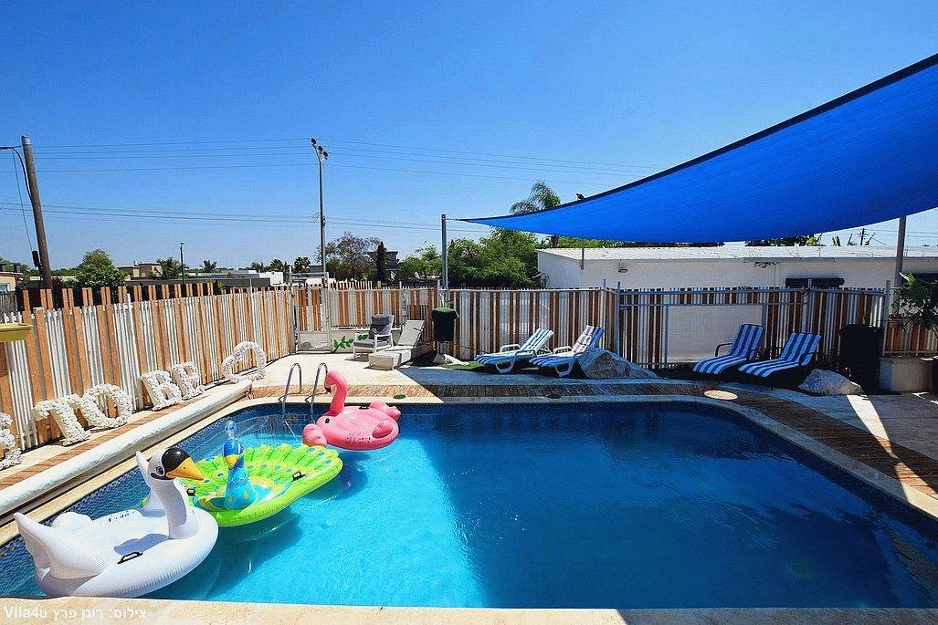 בריכת הסולטן גלריה כללית בריכה גדולה למסיבות כללי, מתחם בריכת הסולטן, וילה  באשדוד וילות - Vila