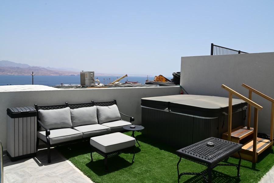 143197 המתחם החיצוני, וילה עלמת החן, וילה  באילת וילות - Vila