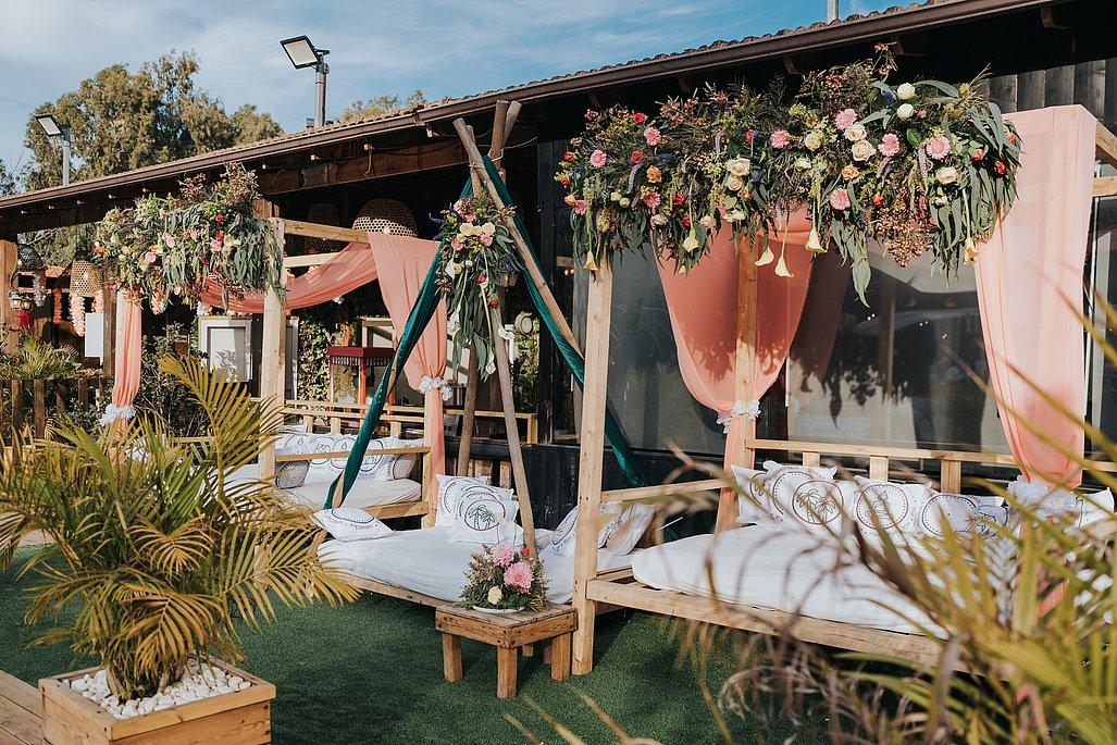 143653 גלריה כללית, משק 17, וילה  בבית יהושע וילות - Vila