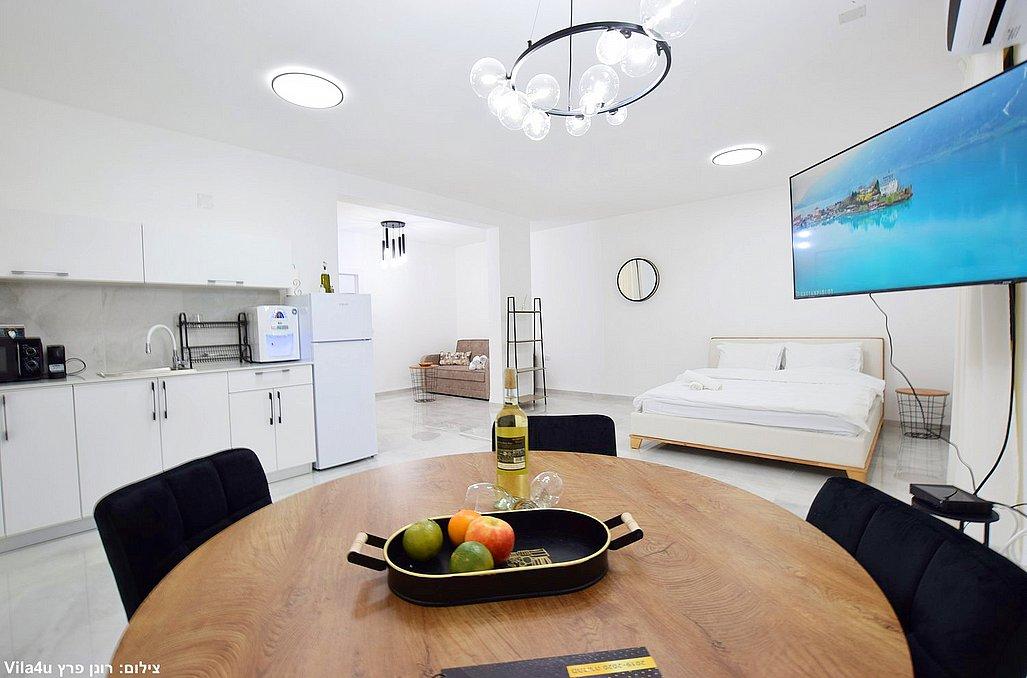 143870 הסוויטות, וילה אמור בגליל, וילה  באבן מנחם וילות - Vila