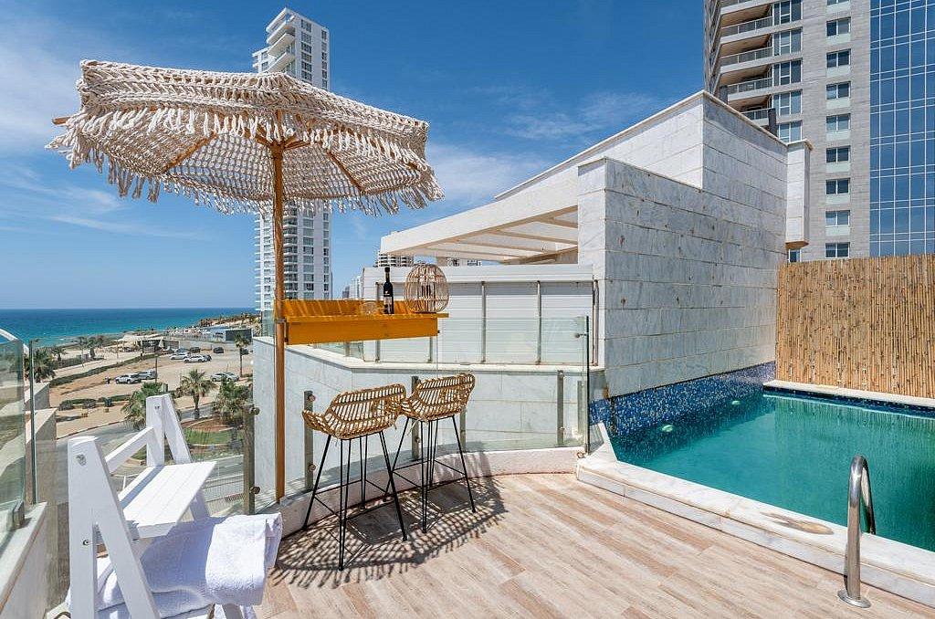 146405 הבריכה והנוף, וילה נוף ים נתניה, וילה  בנתניה וילות - Vila