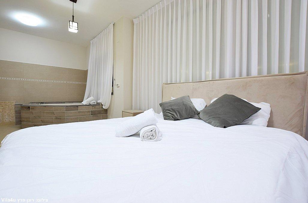 146919 המתחם הפנימי, וילה כנריה, וילה  בנוף כנרת וילות - Vila 146919 המתחם הפנימי, וילה כנריה, וילה  בנוף כנרת וילות - Vila