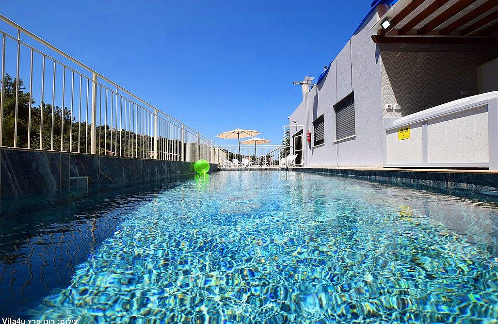 149421 המתחם החיצוני, וילה חלום בטבע, וילה  בכפר ורדים וילות - Vila