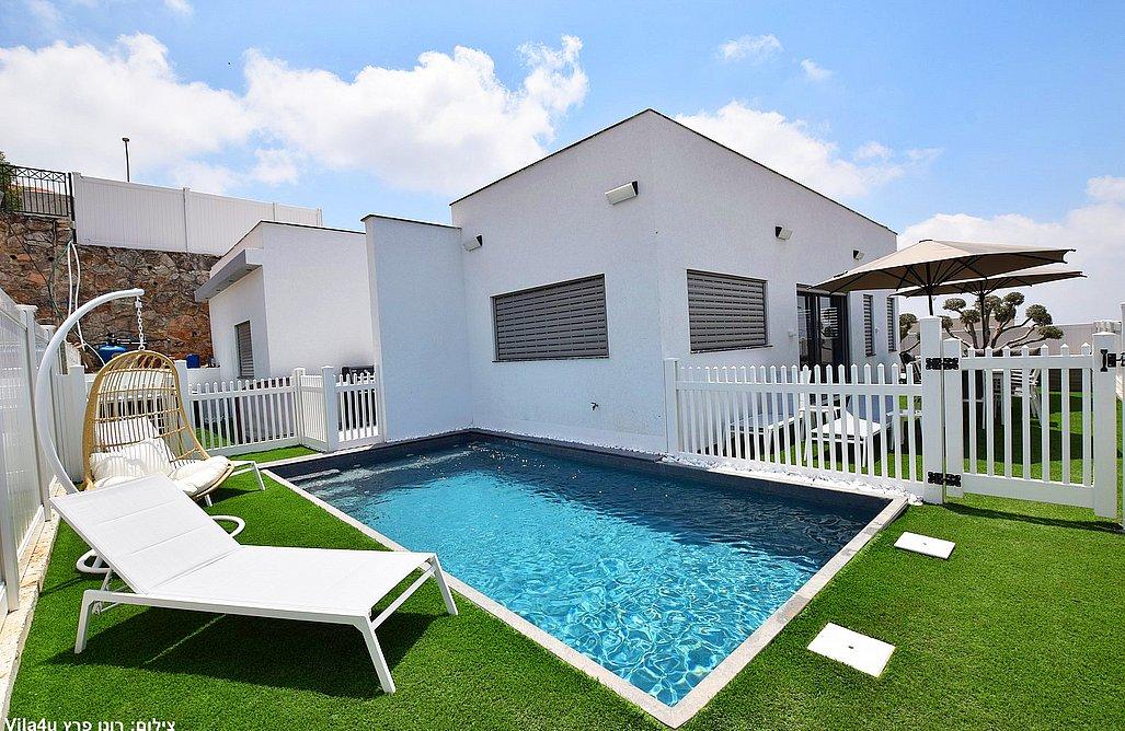 149535 המתחם החיצוני, אחוזת אור הנוף, וילה  בשתולה וילות - Vila
