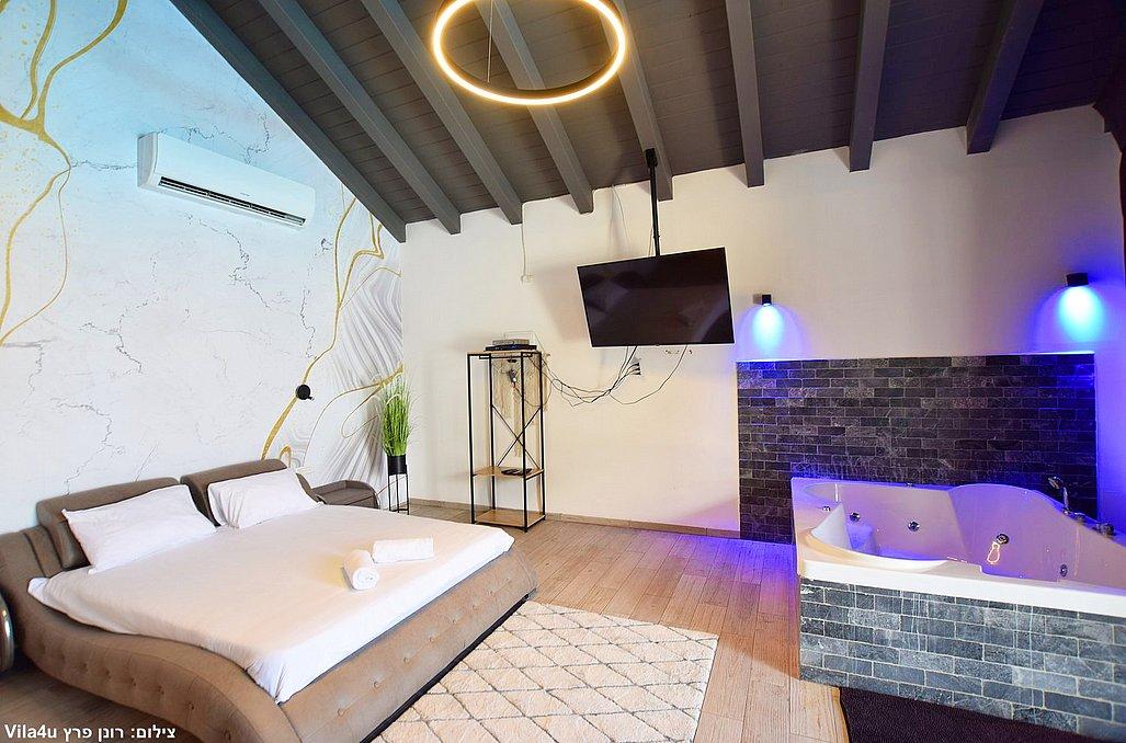 150066 2 הסוויטות, אחוזת לי-אור, וילה  בעלמה וילות - Vila