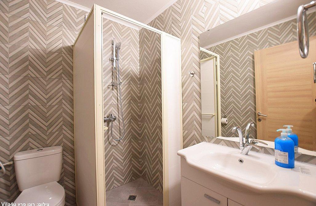 150338 גלרית פנים, וילה חלום בטבע, וילה  בכפר ורדים וילות - Vila