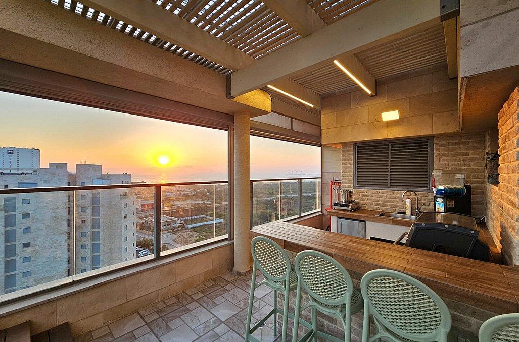 151661 המתחם החיצוני, פנטהאוז רוגע על הים, וילה  בחדרה וילות - Vila