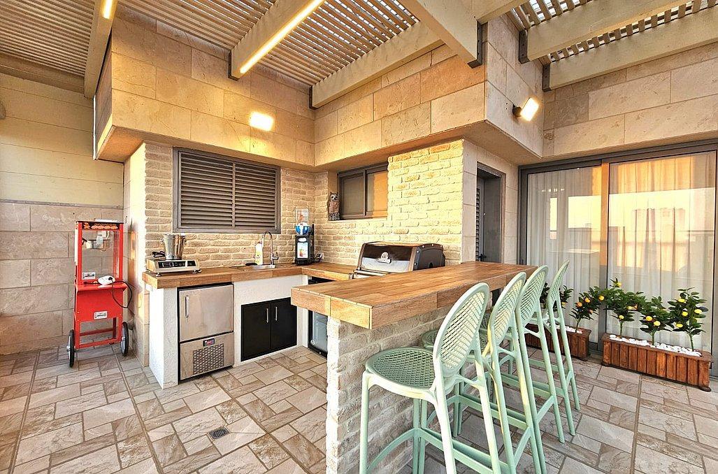 151683 כללי, פנטהאוז רוגע על הים, וילה  בחדרה וילות - Vila