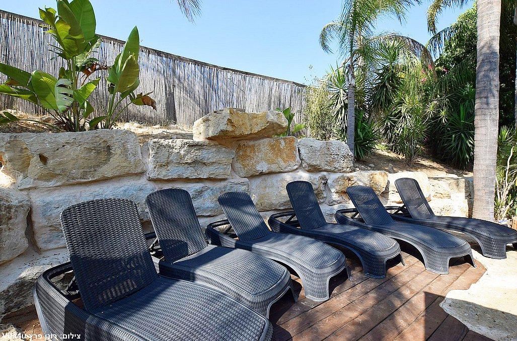 154158 המתחם החיצוני, וילה טל שחר בוטיק, וילה  בטל שחר וילות - Vila