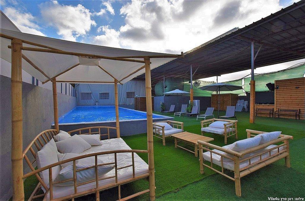 אחוזת וניש כללי, אחוזת וניש, וילה  בעזריקם וילות - Vila