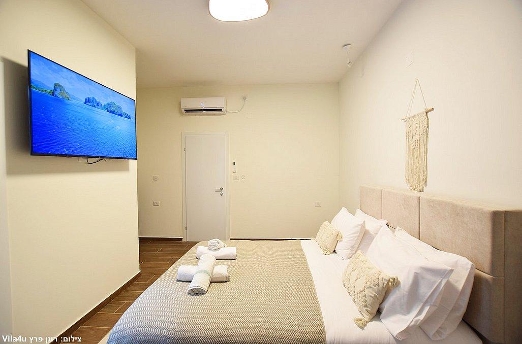 154664 גלריה כללית של המתחם, וילה מול ההר, וילה  בשומרה וילות - Vila