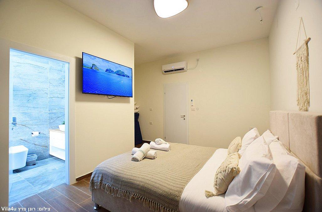 154668 גלריה כללית של המתחם, וילה מול ההר, וילה  בשומרה וילות - Vila