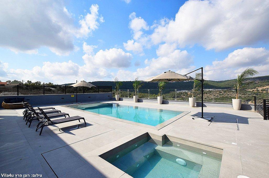 154677 גלריה כללית של המתחם, וילה מול ההר, וילה  בשומרה וילות - Vila