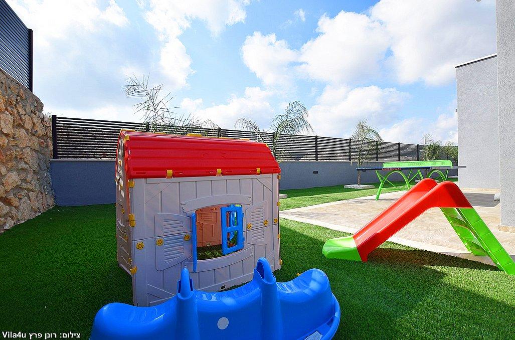 154688 גלריה כללית של המתחם, וילה מול ההר, וילה  בשומרה וילות - Vila