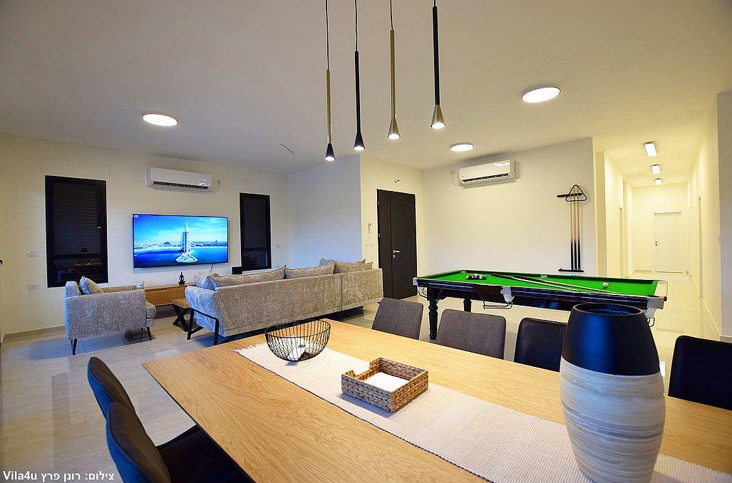 154693 מתחם פנימי - הוילה, וילה מול ההר, וילה  בשומרה וילות - Vila