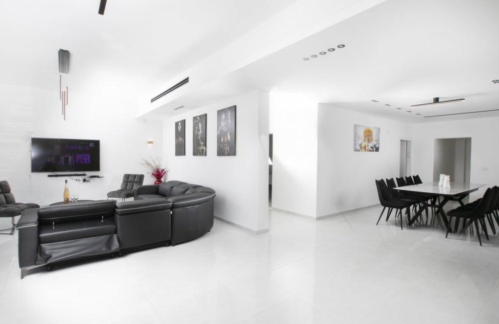 156084 המתחם הפנימי, אחוזת סאנשיין, וילה  בזרעית וילות - Vila