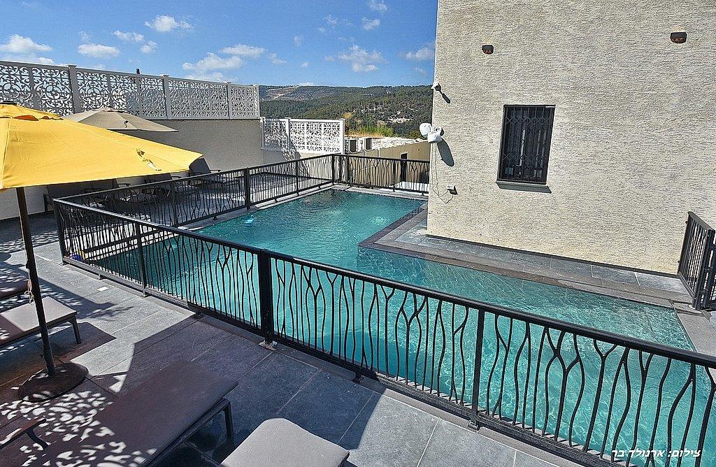 156395 אחוזת יערה, אחוזת יערה, וילה  ביערה וילות - Vila