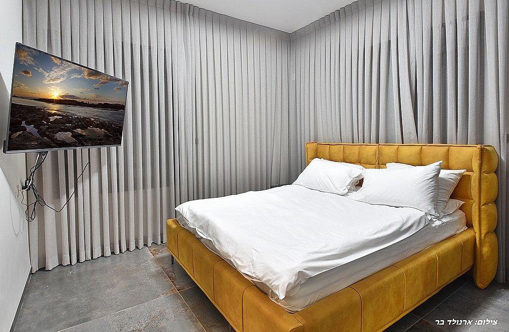 156440 גלרית פנים, אחוזת יערה, וילה  ביערה וילות - Vila