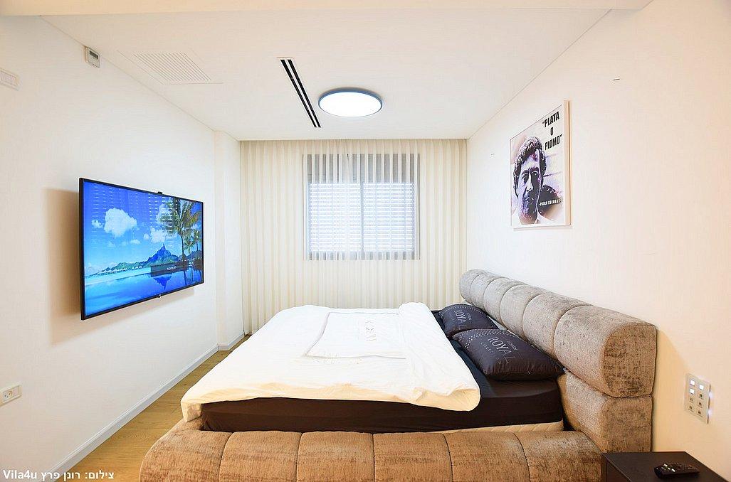 157696 המתחם הפנימי, סי וויו פנטהאוז - Sea View Penthouse, וילה  בחדרה וילות - Vila
