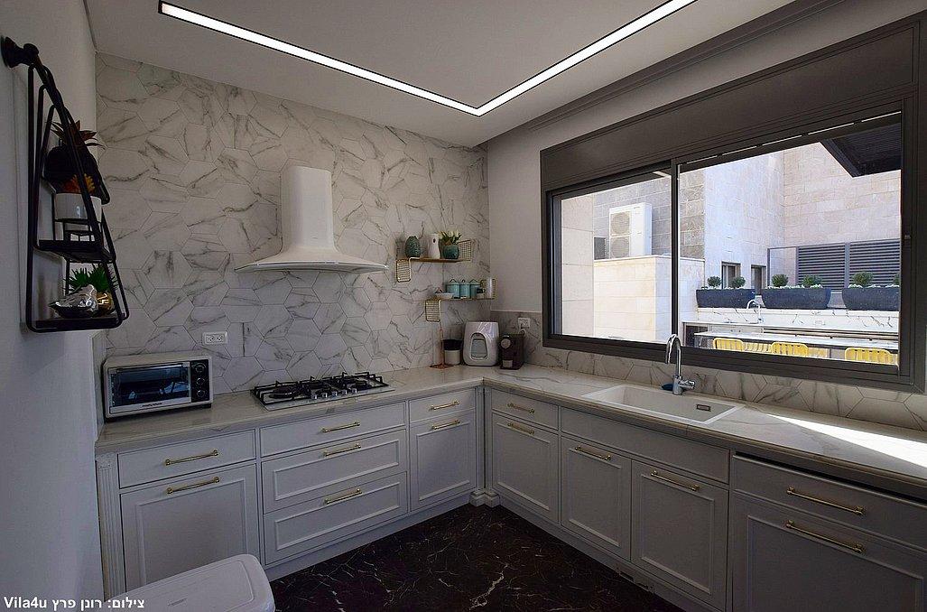 157705 המתחם הפנימי, סי וויו פנטהאוז - Sea View Penthouse, וילה  בחדרה וילות - Vila