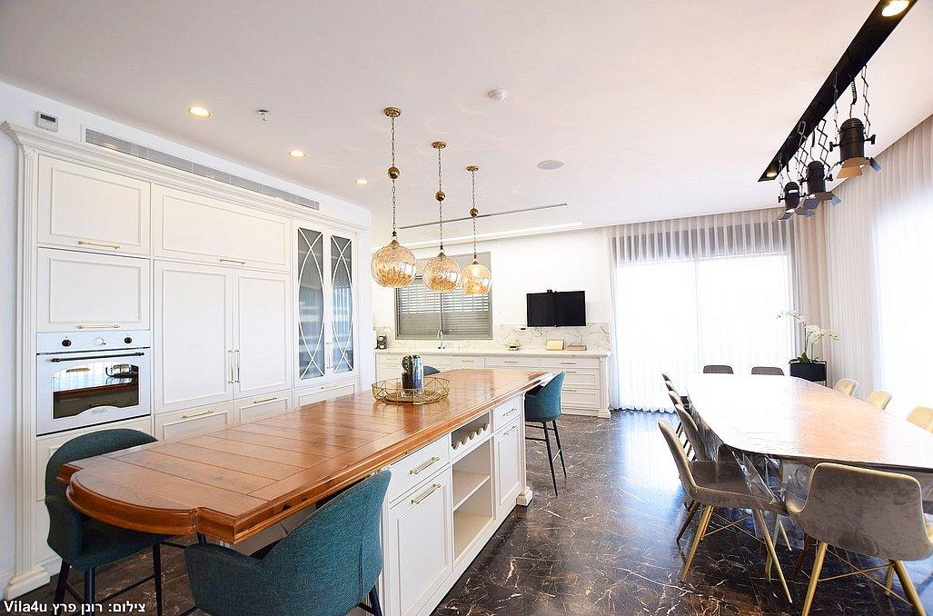 157707 המתחם הפנימי, סי וויו פנטהאוז - Sea View Penthouse, וילה  בחדרה וילות - Vila