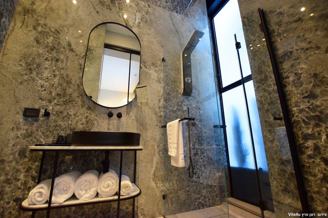 158264 הסוויטות, וילה ספייס ריזורט -  Villa Space Resort, וילה  באמונים וילות - Vila