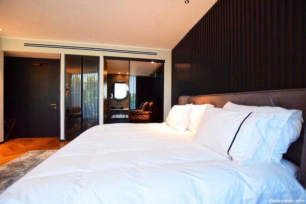 158270 הסוויטות, וילה ספייס ריזורט -  Villa Space Resort, וילה  באמונים וילות - Vila