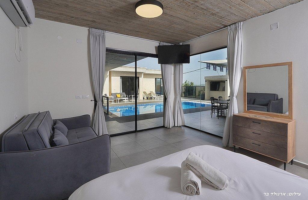 163208 גלריה כללית, וילה קרול לקשורי – carol luxury, וילה  בירכא וילות - Vila