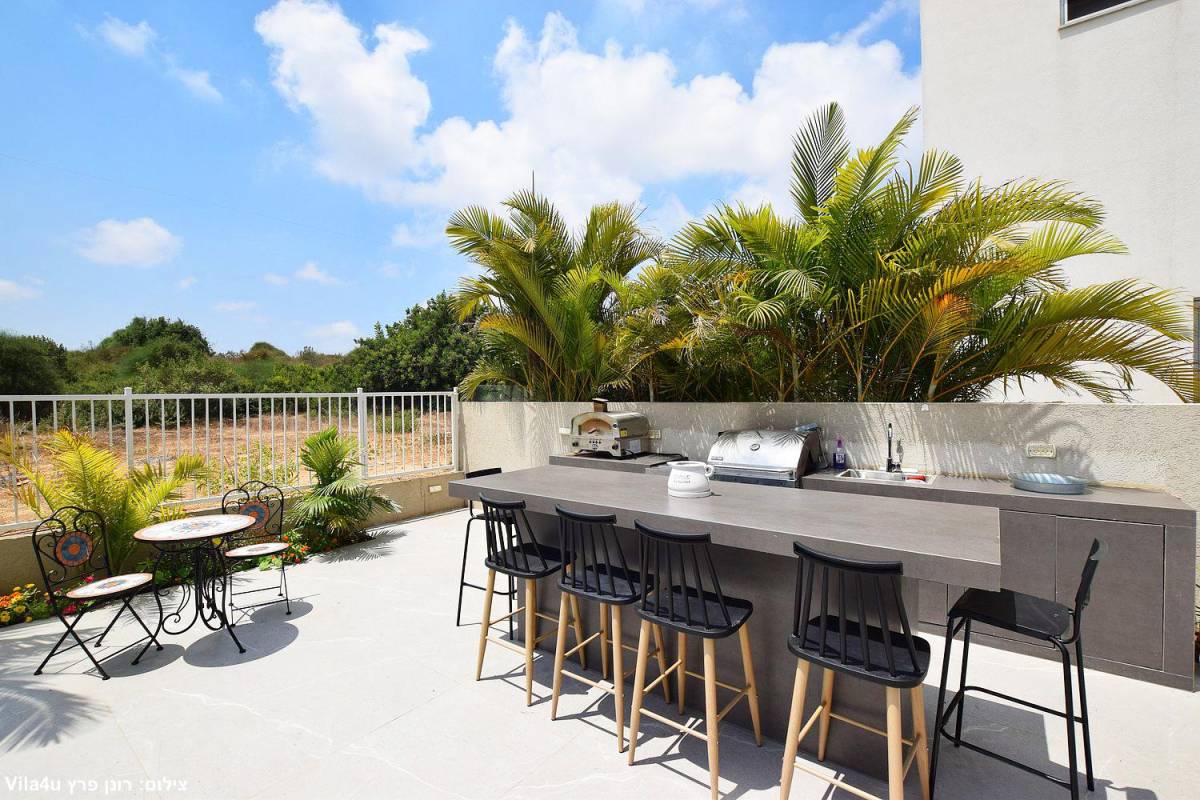 166368 מתחם הבר, הבריכה של ליבי, וילה  בקיסריה וילות - Vila