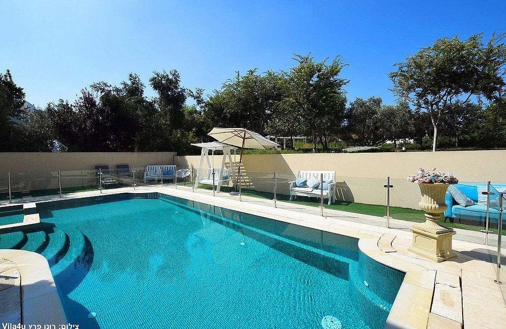 169971 המתחם החיצוני, קיסריה הום בוטיק, וילה  בקיסריה וילות - Vila