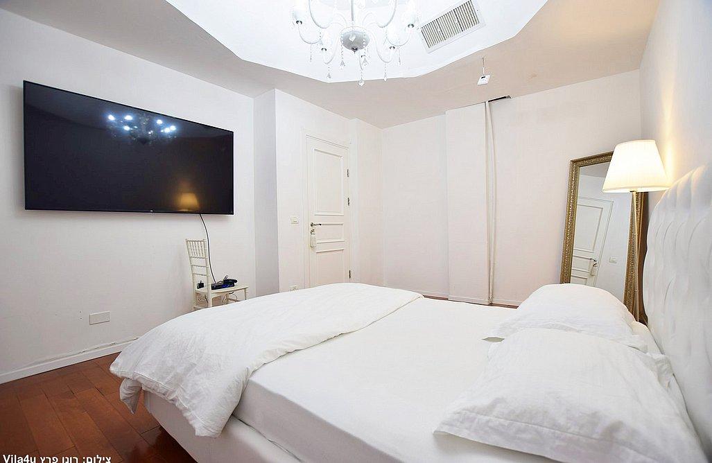 169980 המתחם הפנימי, קיסריה הום בוטיק, וילה  בקיסריה וילות - Vila