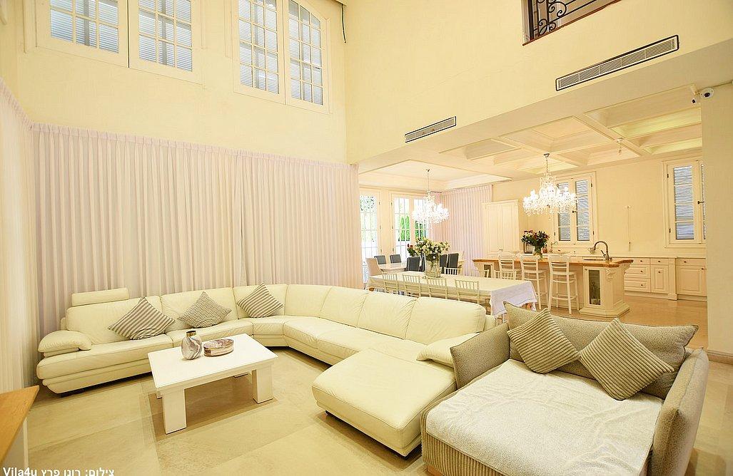 169999 המתחם הפנימי, קיסריה הום בוטיק, וילה  בקיסריה וילות - Vila