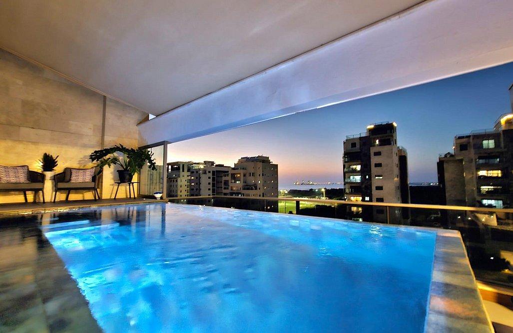 170707 גלרית חוץ, ויאיי פנטהאוז | VI Penthouse, וילה  בחדרה וילות - Vila