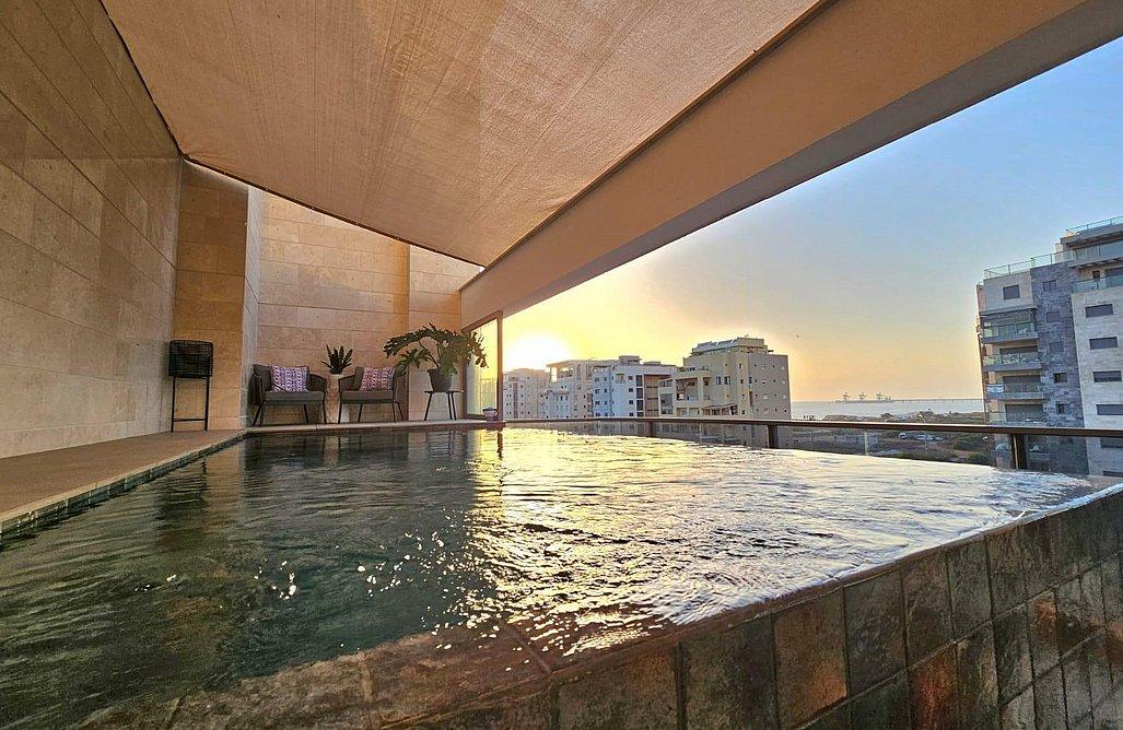 170716 גלרית חוץ, ויאיי פנטהאוז | VI Penthouse, וילה  בחדרה וילות - Vila