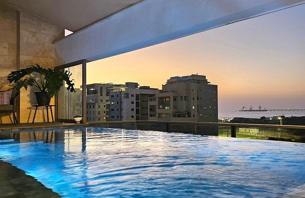 170727 גלרית חוץ, ויאיי פנטהאוז | VI Penthouse, וילה  בחדרה וילות - Vila