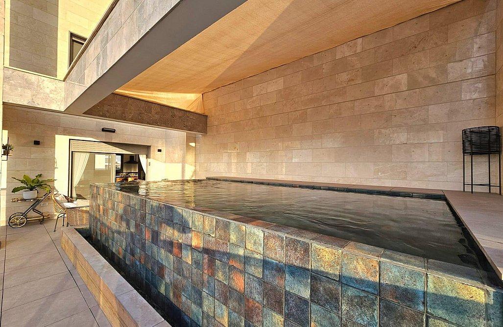 170734 גלרית חוץ, ויאיי פנטהאוז | VI Penthouse, וילה  בחדרה וילות - Vila